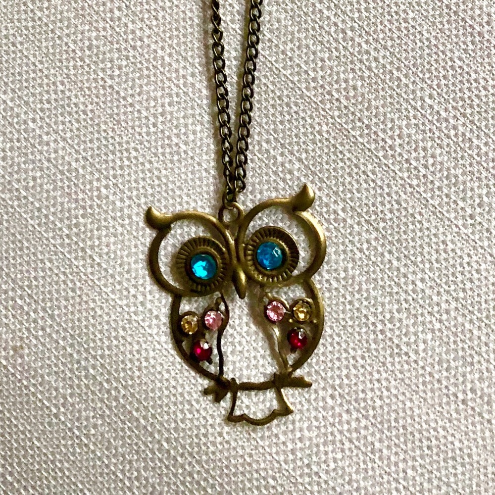 NWOT Owl pendant necklace